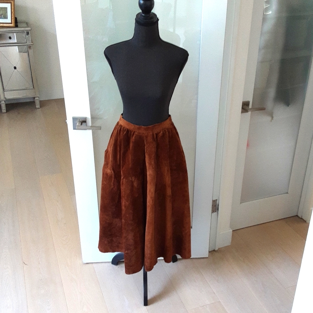 Vintage Anne Klein Suede Chocolate Brown Midi Skirt with Pockets